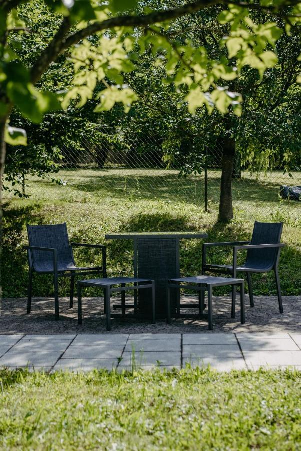 Haus Luna - Privatzimmer Im Sonnigen Suedburgenland Hackerberg Exterior photo
